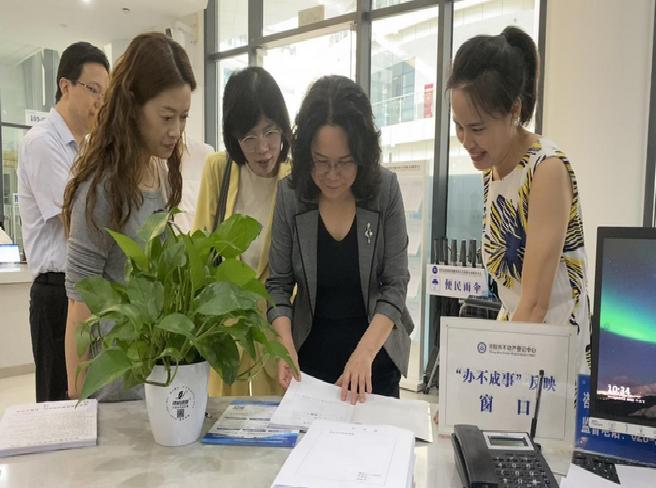 吕芙蓉赴资阳开展政务服务规范化建设专题调研