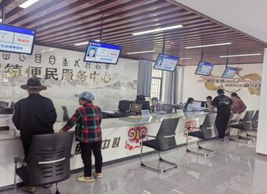 党旗映红星火路 为民服务正当时