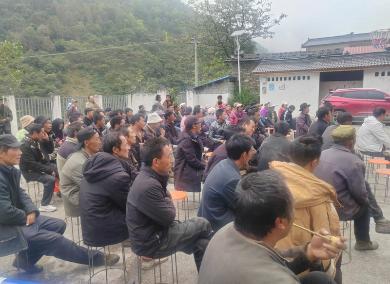 挖金村开展森林草原防灭火群众宣传大会